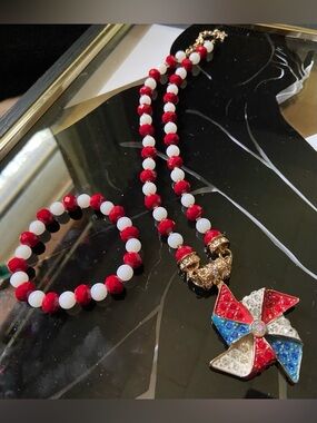 Red &White Glass Beaded Bracelet & Magnetic Necklace w/Pinwheel Crystal Pendant